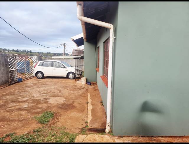 3 BEDROOM HOUSE FOR SALE IN UMHLATHUZE